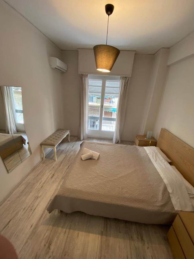 Lovely Apartment/1Bedroom Next To Metro Atene Esterno foto
